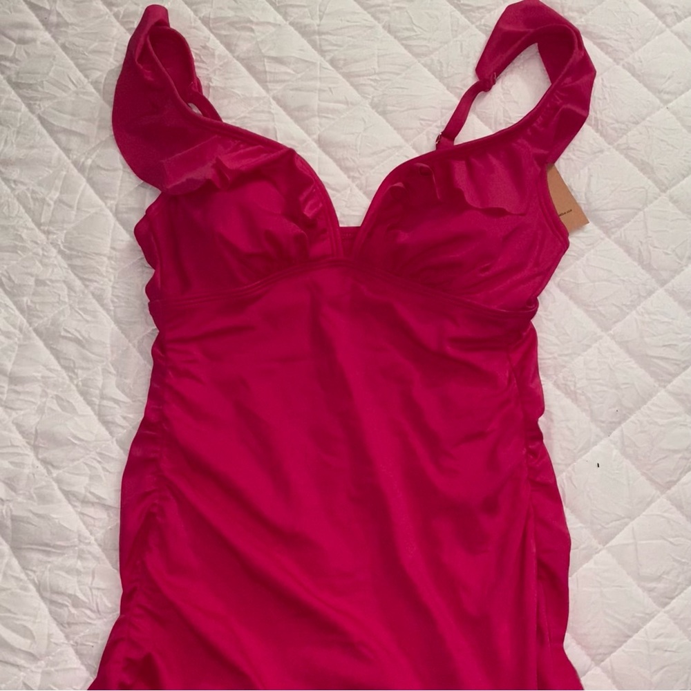 Bikini Tops - Picture 3 of 4